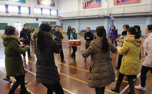 嘉定区南苑中学拓展训练